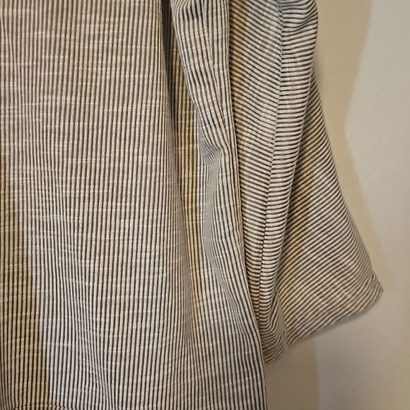 Donni NWT OS Grey Pinstripe Open Lightweight Coverup Cardigan with Pockets - Picture 5 of 8